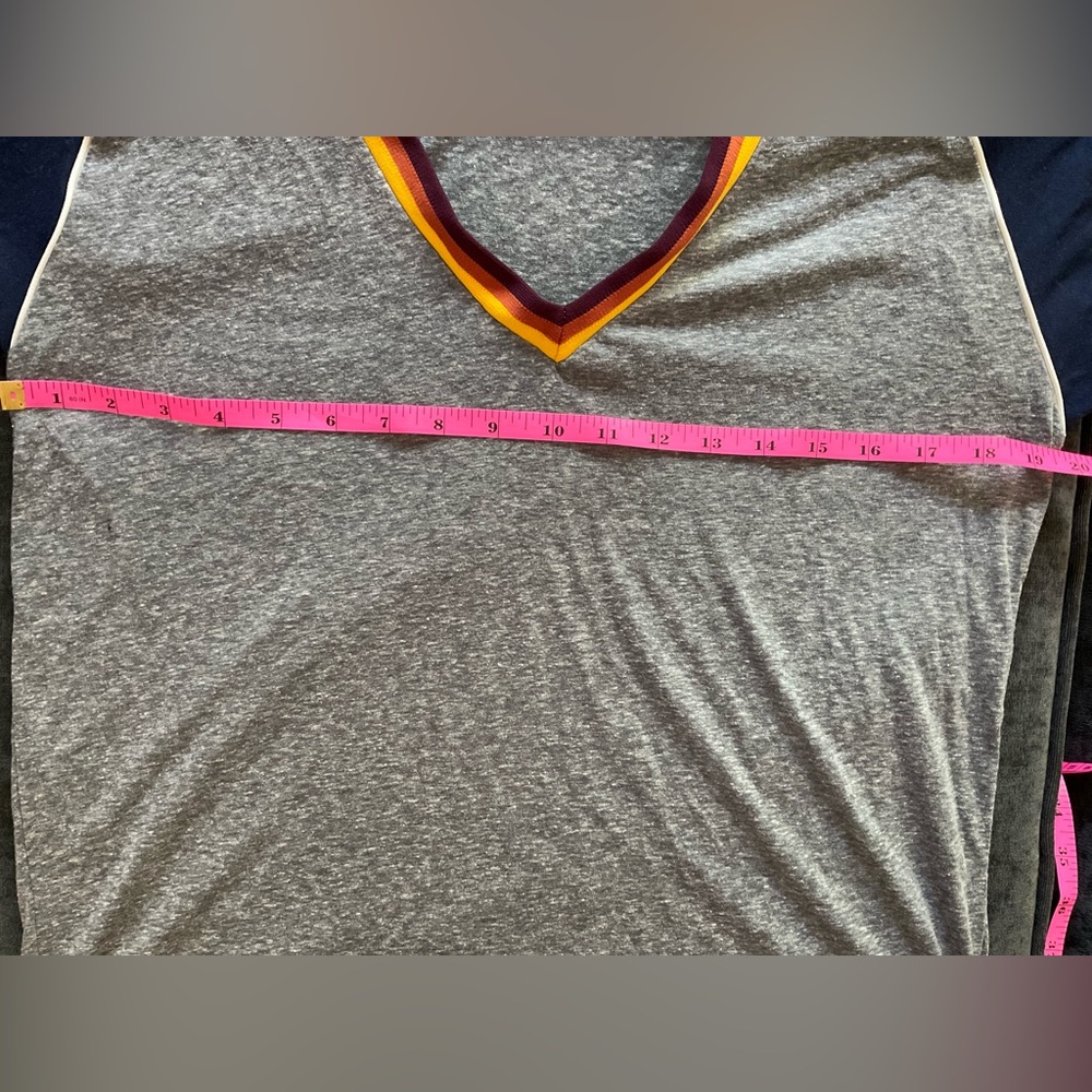 Campus Collection Raglan V-Neck T-Shirt - Picture 5 of 7